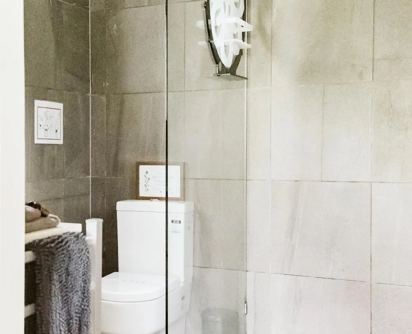 펜션 Private 2 Bedroom Cottage With Lakeview 말레니