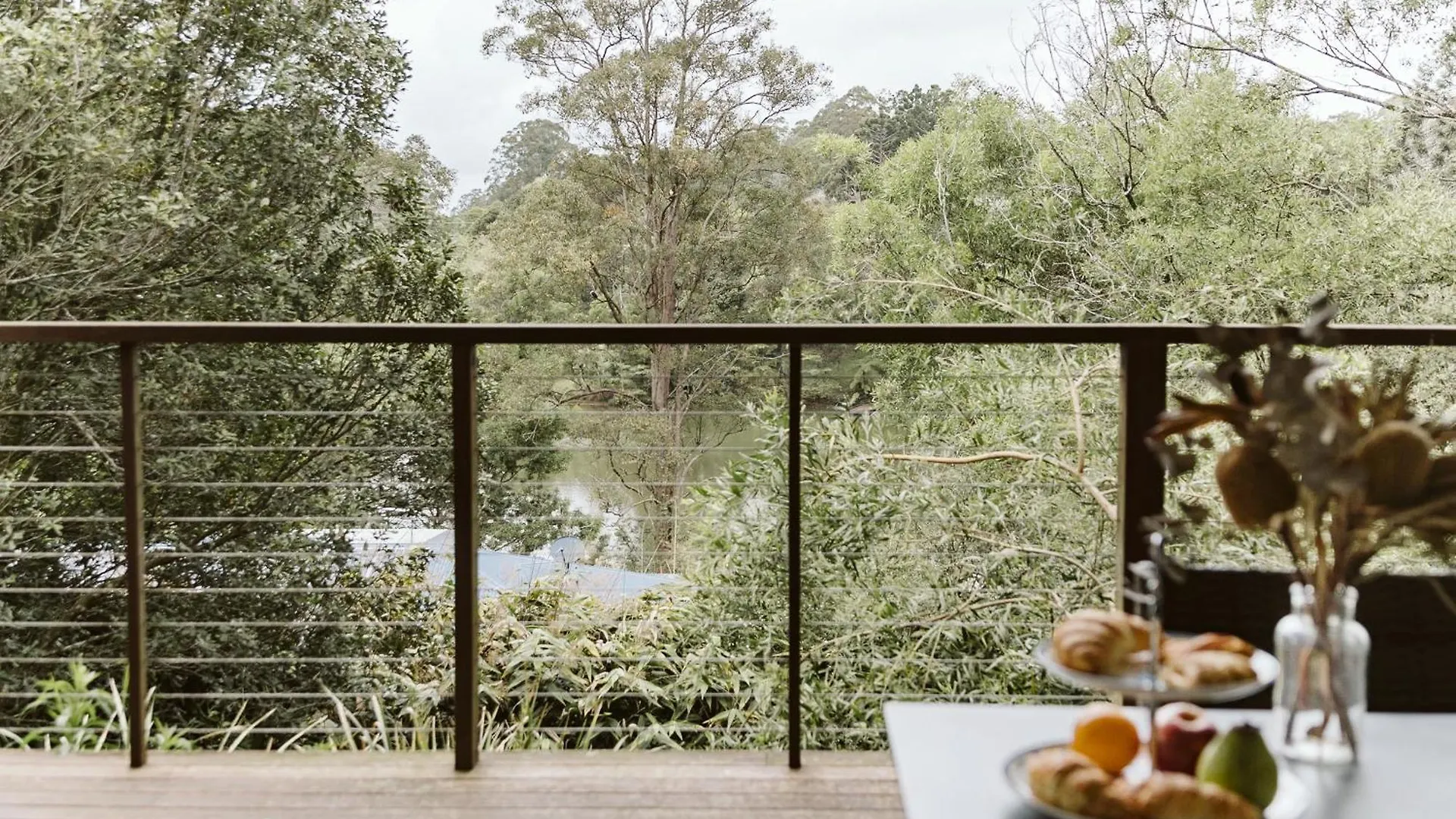 Private 2 Bedroom Cottage With Lakeview 말레니 펜션